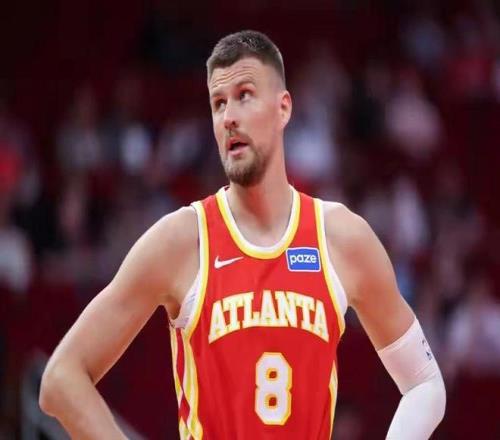 巴西年轻球,员弗蘭卡加,盟水晶宫,B体育app下载,B体育官网,B体育官方网站,B体育平台