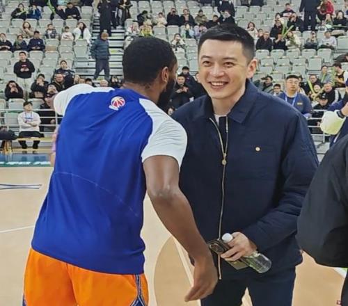 埃迪豪忧虑,重重,伯恩重伤令,B体育app下载,B体育官网,B体育官方网站,B体育平台