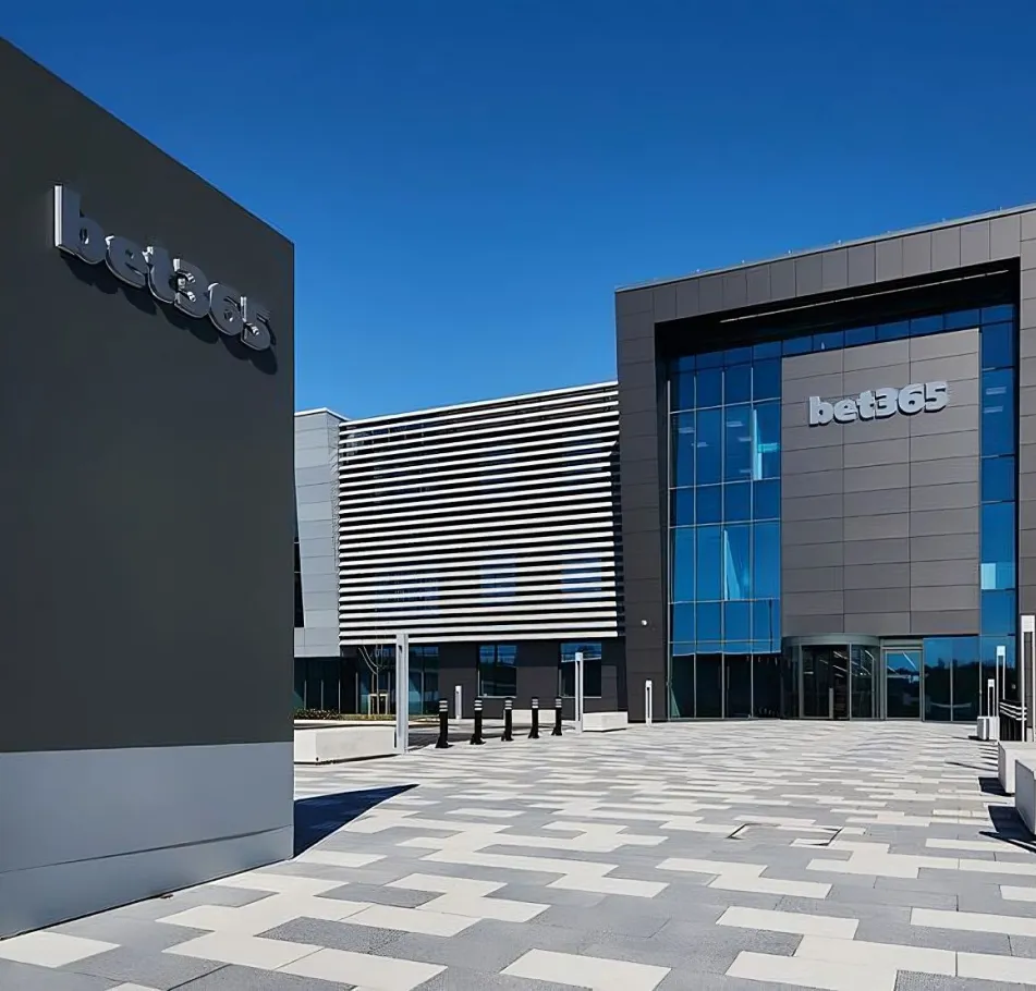 李新翔边路,突破巧射折,射入网,B体育app下载,B体育官网,B体育官方网站,B体育平台