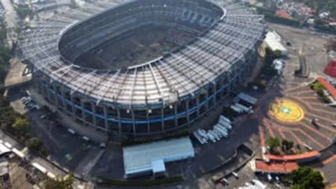 中国女足勇夺铜牌，广东球员陈巧珠贡献双响炮