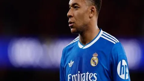 大乐透期号对决：东西部专家质合分析谁将逆转颓势